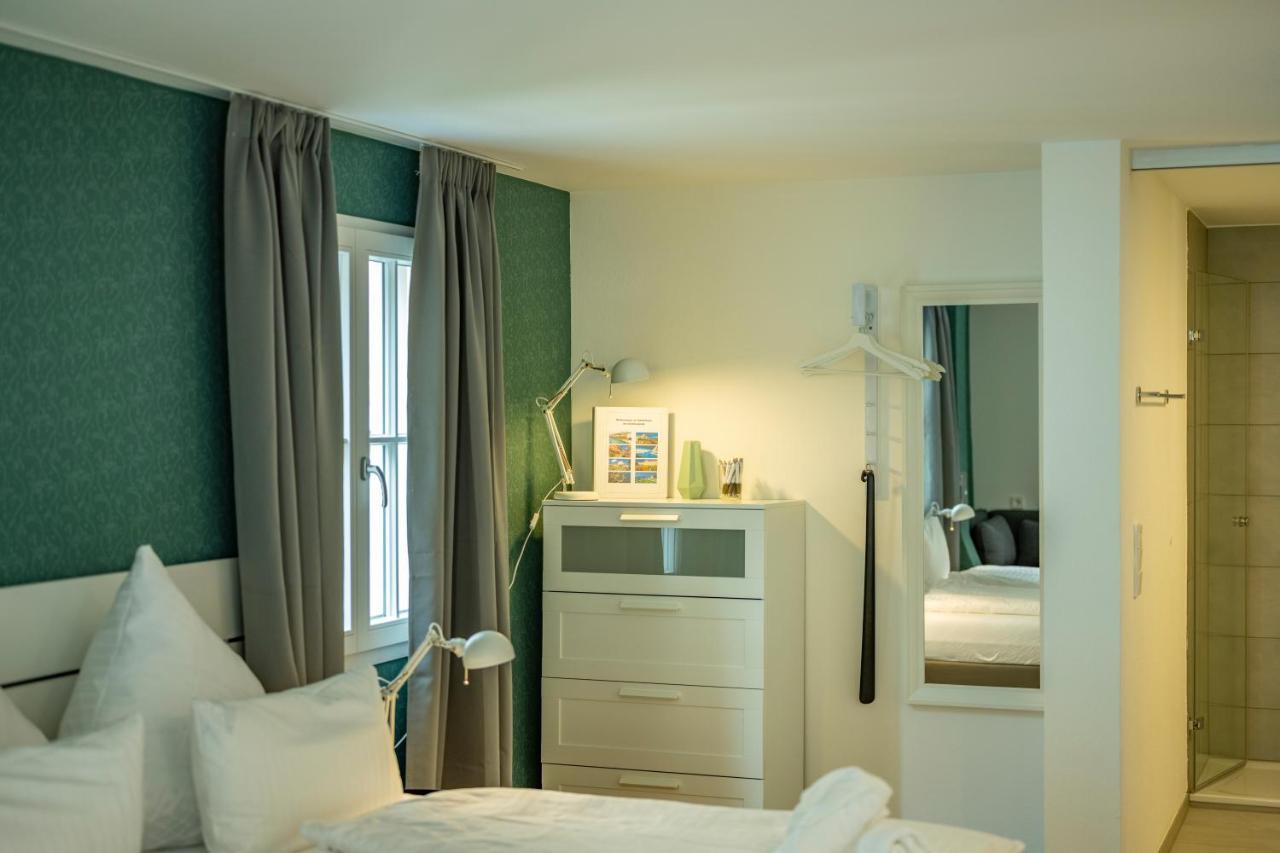 Gaestehaus Am Schlossplatz, Z. 2 Meersburg Dış mekan fotoğraf
